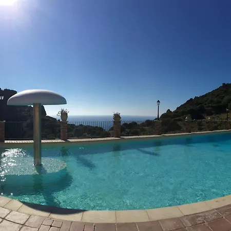 Laura Apartament Nebida