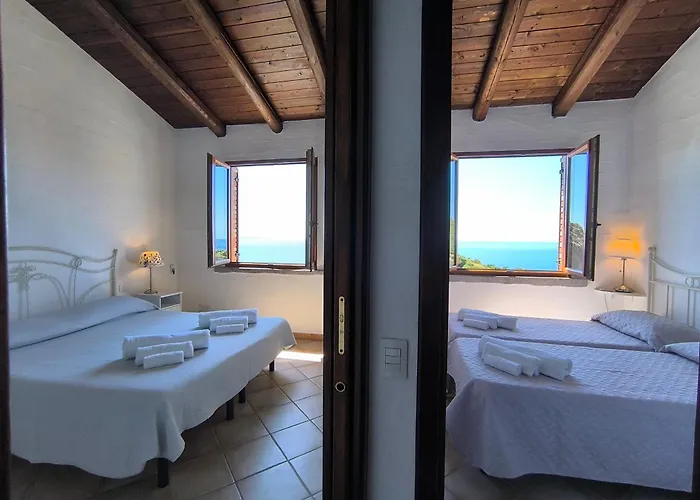 Laura Tanca Piras * Nebida