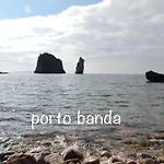 Laura Tanca Piras * Nebida